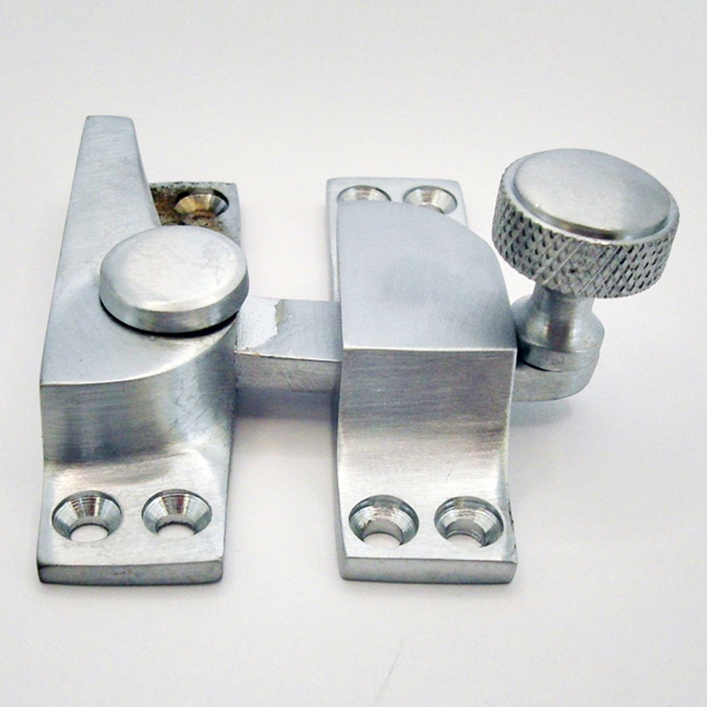 THD078/SCP • Non-Locking • Satin Chrome • Straight Arm Knurled Knob Sash Fastener